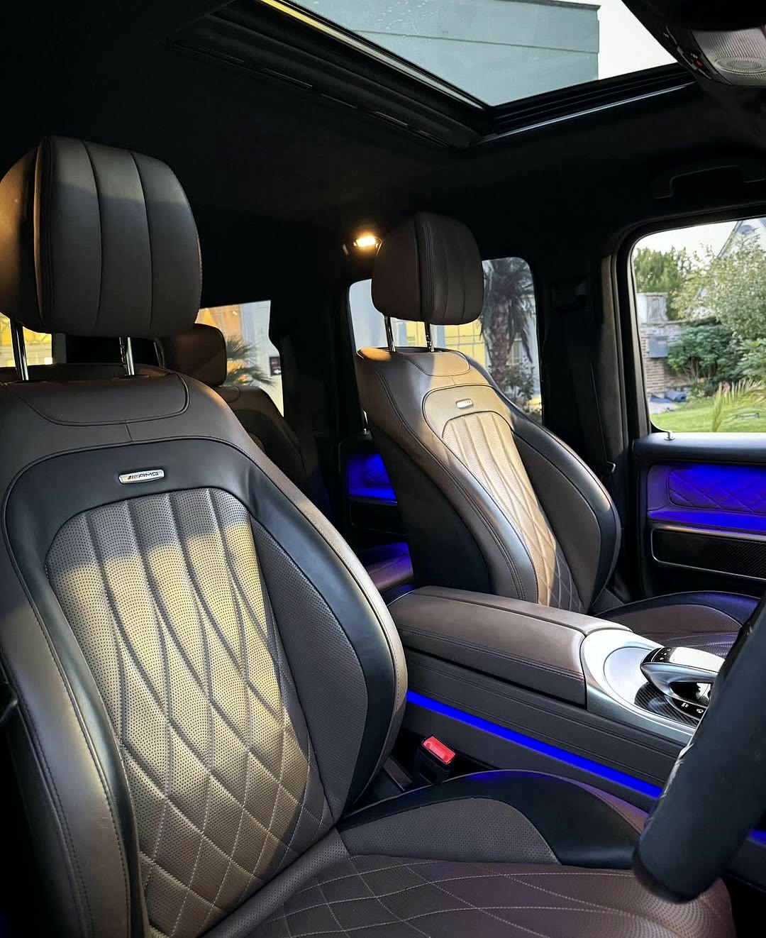G63 interior