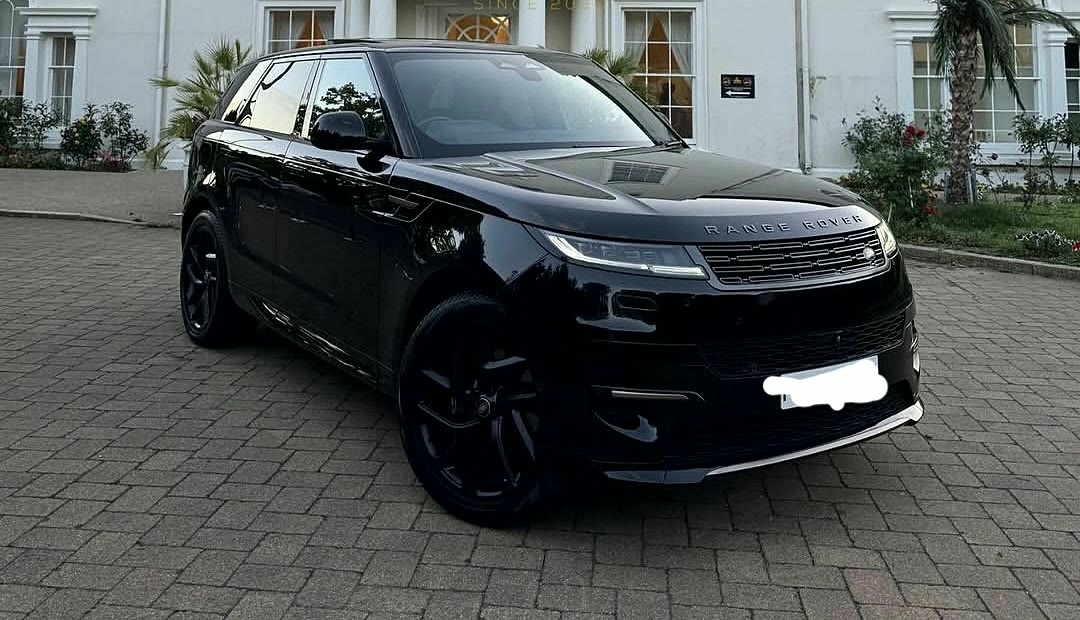 Range Rover Sport, black